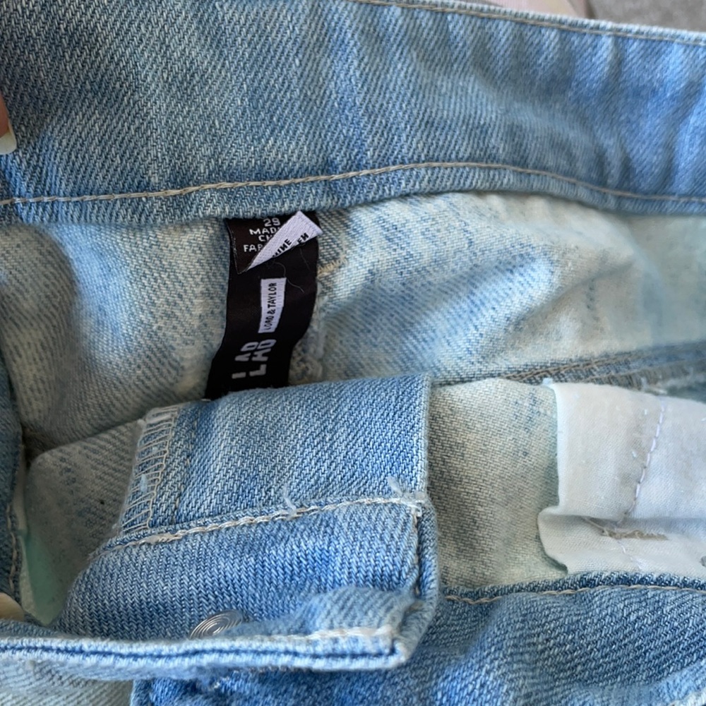 Design Lab Shorts - Picture 4 of 4